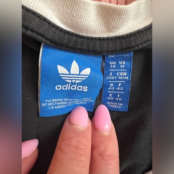 Adidas striped tee (size M) - Picture 4 of 4